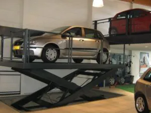 l_car_on_car_lift
