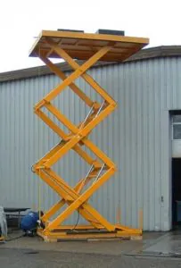 l_three_stage_lift_table
